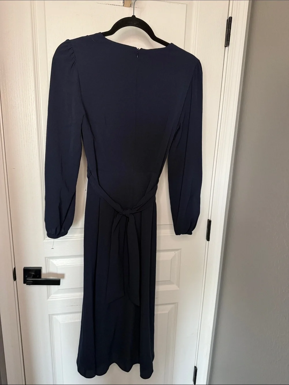 Maggy London Navy Twist-Front V-Neck Midi Dress